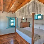 Eirini Luxury Grikos Bay (Patmos)