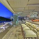 빌라 Eirini Luxury
