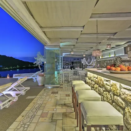 Villa Eirini Luxury Villas