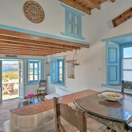 Villa Eirini Luxury Villas *