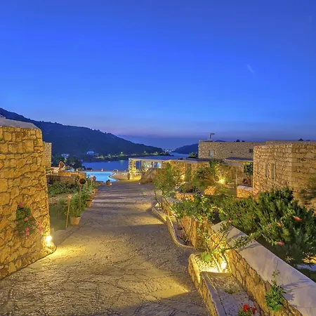 Eirini Luxury Villas