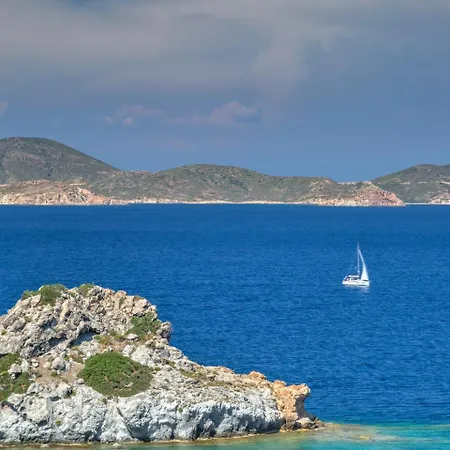 Villa Eirini Luxury Villas