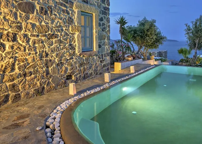 Eirini Luxury Villas فيلة