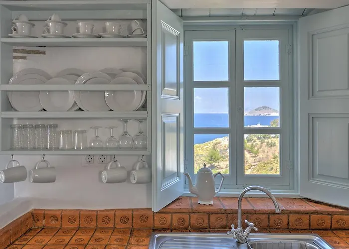 Eirini Luxury * Grikos Bay (Patmos)