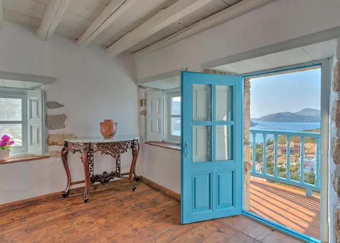 Eirini Luxury Villas فيلة Grikos Bay (Patmos)