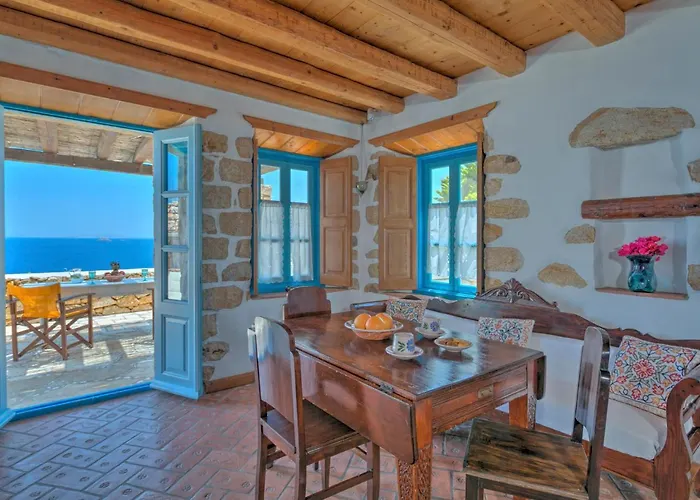 Eirini Luxury Villas فيلة