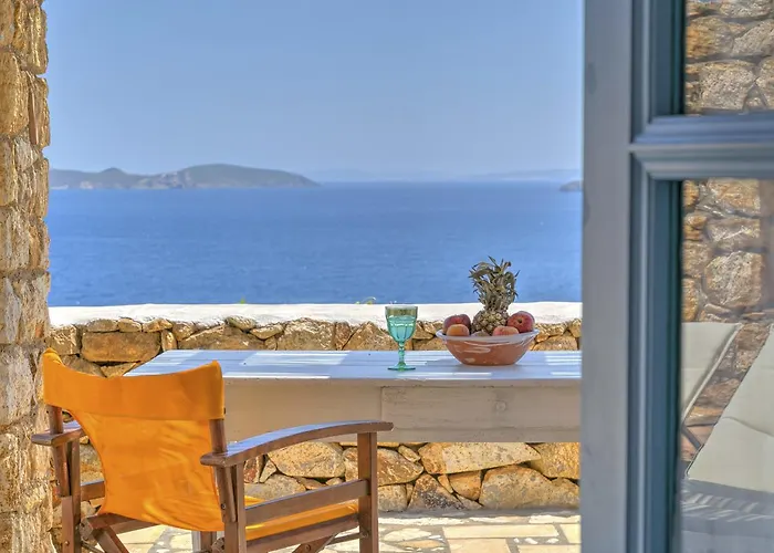 Eirini Luxury Villas فيلة